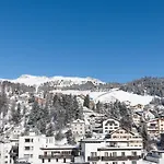 Schweizerhof 호텔 4*