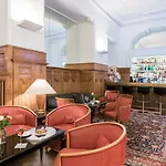 Schweizerhof 호텔 4*