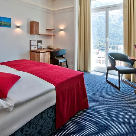 Schweizerhof Hotel 4*