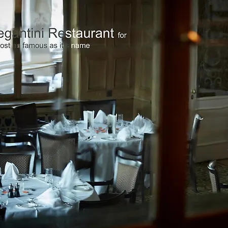 Schweizerhof Hotel 4*