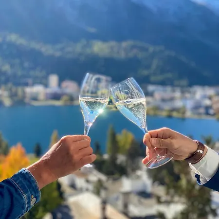 Hotel Schweizerhof 4*