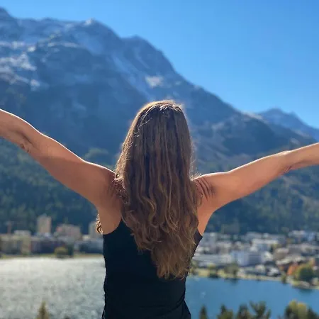 Otel Schweizerhof 4*