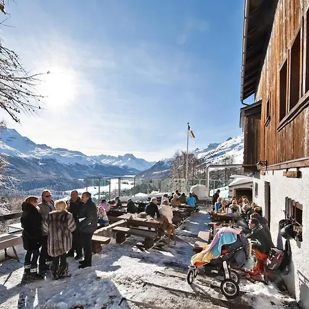 فندق Schweizerhof 4*