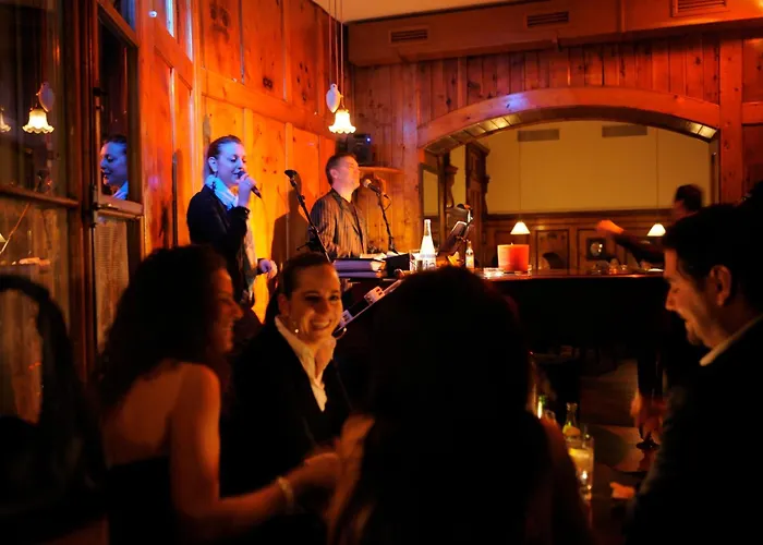 Schweizerhof Hotel 4*