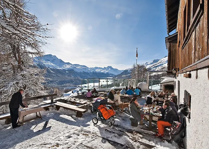 Hotel Schweizerhof 4*