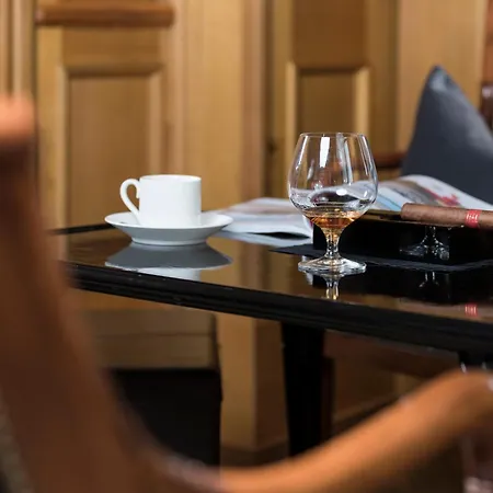 Schweizerhof Hotel Sankt Moritz
