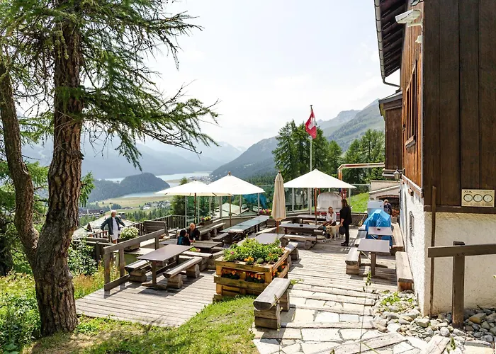 Schweizerhof فندق 4*
